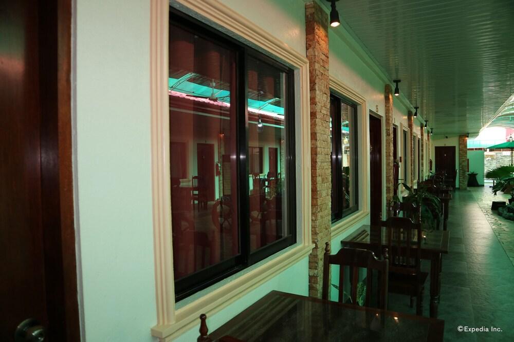 Reddoorz Premium Near Pristine Beach Пуэрто-Принцеса Экстерьер фото