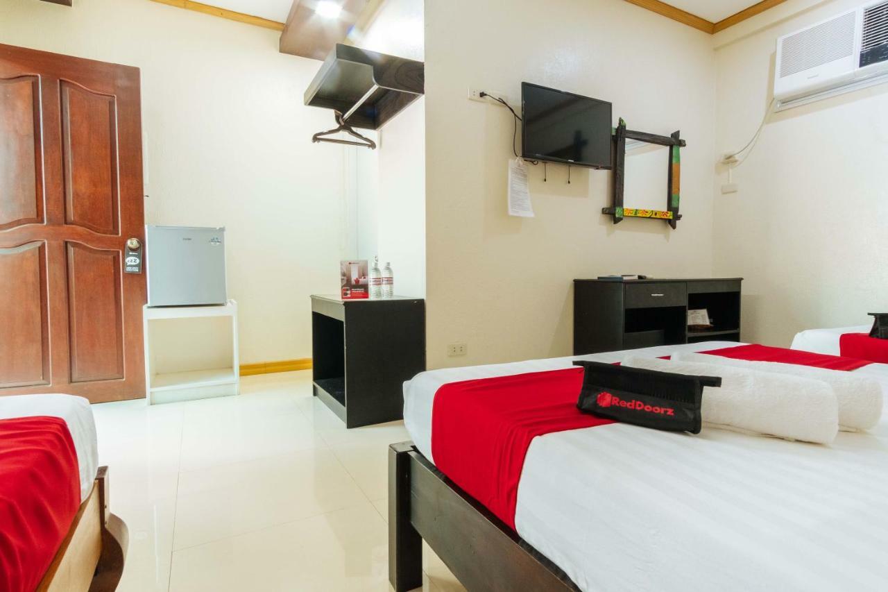 Reddoorz Premium Near Pristine Beach Пуэрто-Принцеса Экстерьер фото