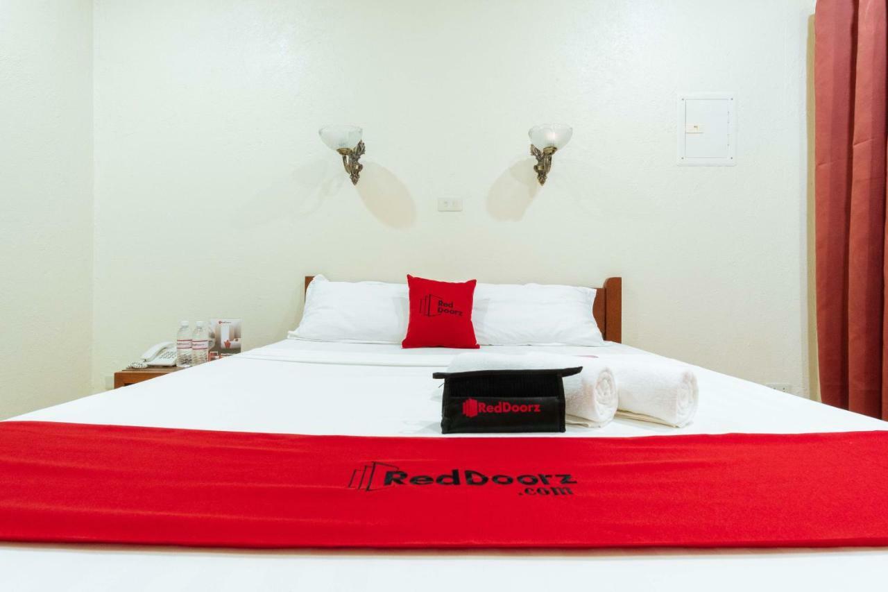 Reddoorz Premium Near Pristine Beach Пуэрто-Принцеса Экстерьер фото